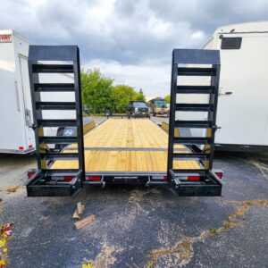18' Sure-Trac equipment trailer