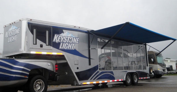 clear trailer for keystone light