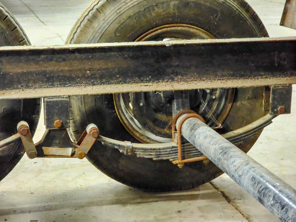 Leaf Spring maintenance on a dump trailer